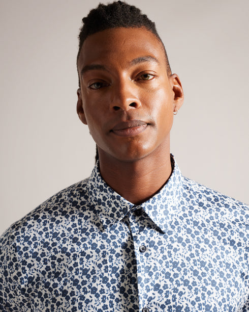 {{ product.type }} - Ted Baker London - Kosovo - CAPUA